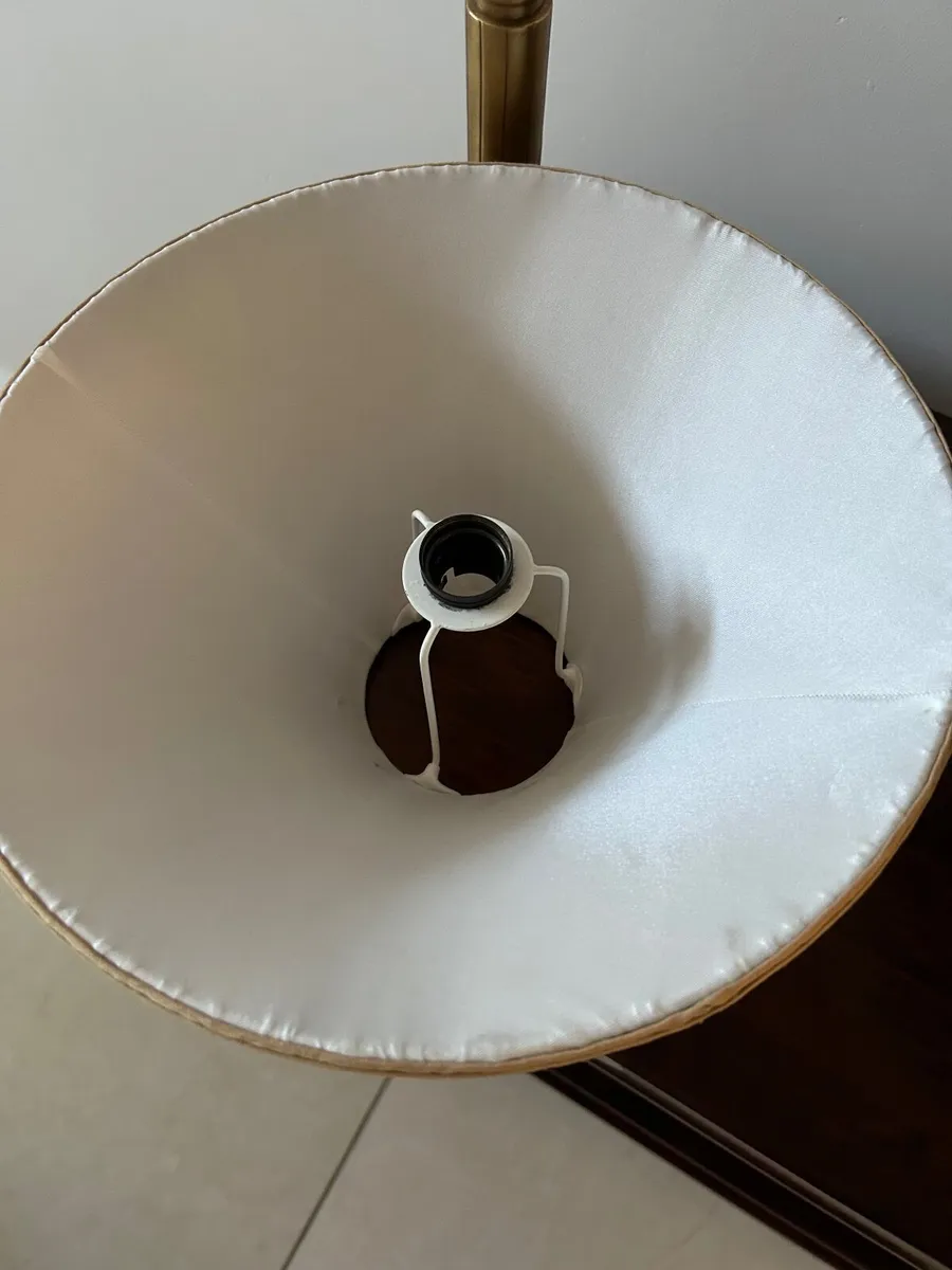 Two Lamps for sale immaculate condition worth 450 - Image 4