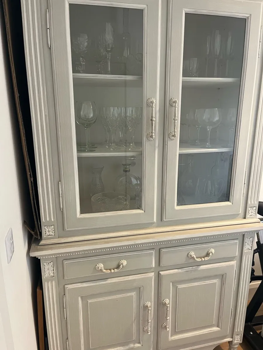 French country dresser - Image 1