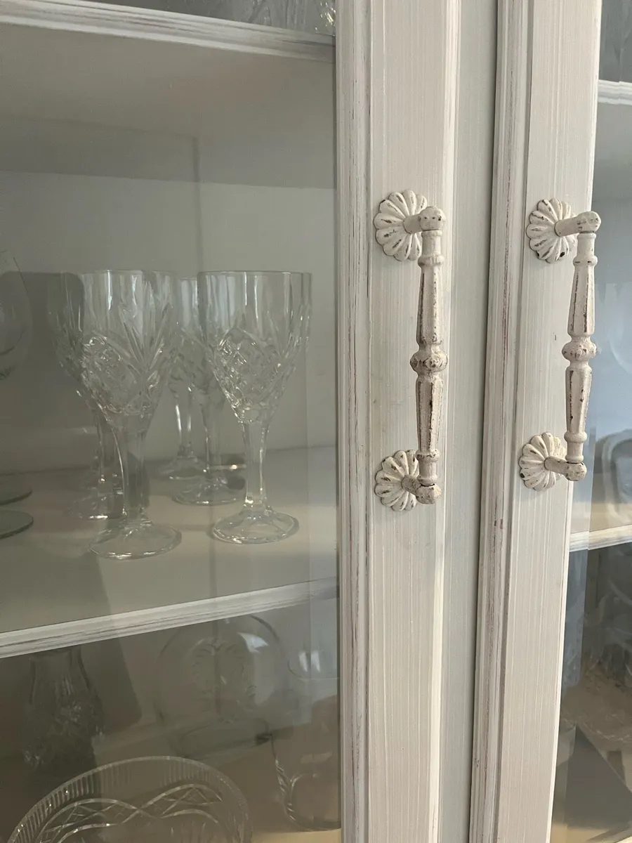 French country dresser - Image 3