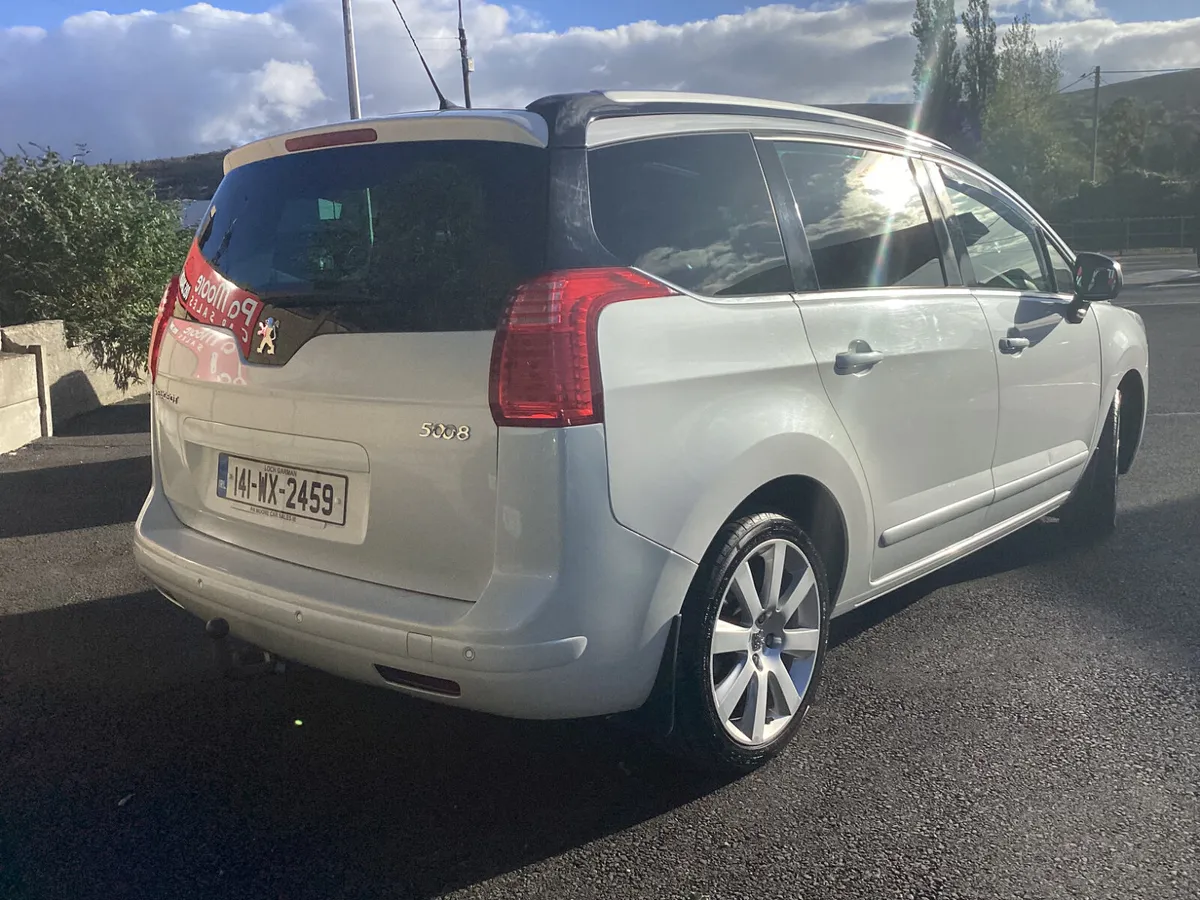 Peugeot 5008 ** 7 SEATER * 1.6 DIESEL - Image 4
