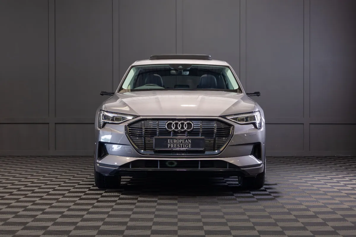 2020 Audi e-tron 55E Launch Edition Quattro - Image 2