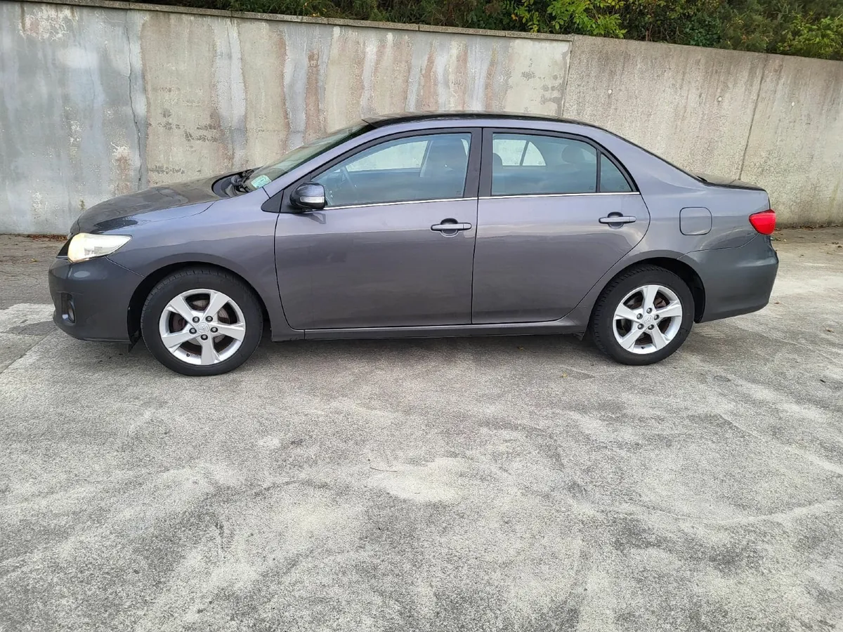 Toyota Corolla 2012 - Image 1