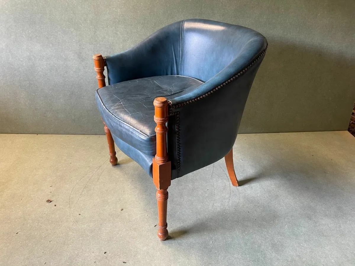 Chairs - Image 2