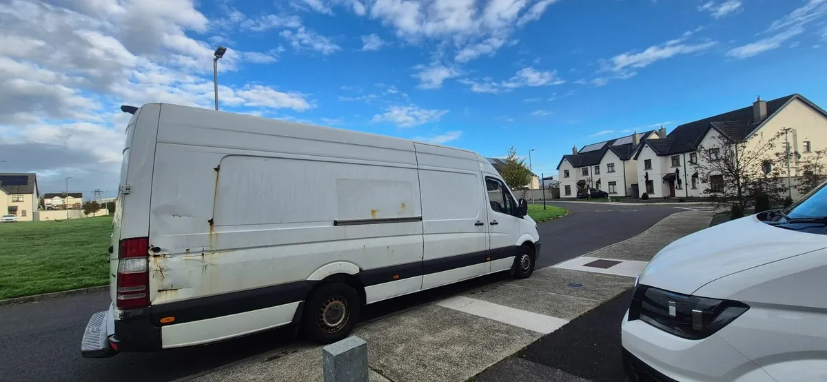 Mercedes-Benz Sprinter 2017 - Image 2