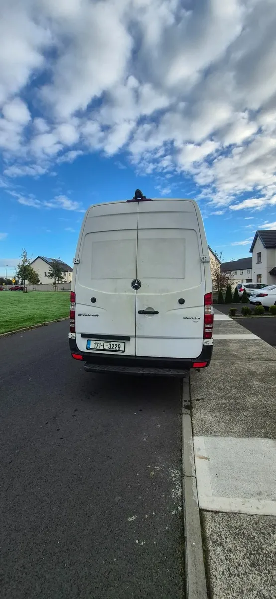Mercedes-Benz Sprinter 2017 - Image 3