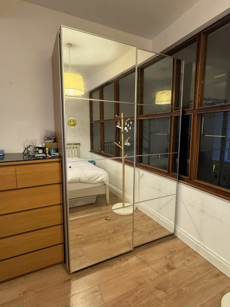 wardrobes - Image 4