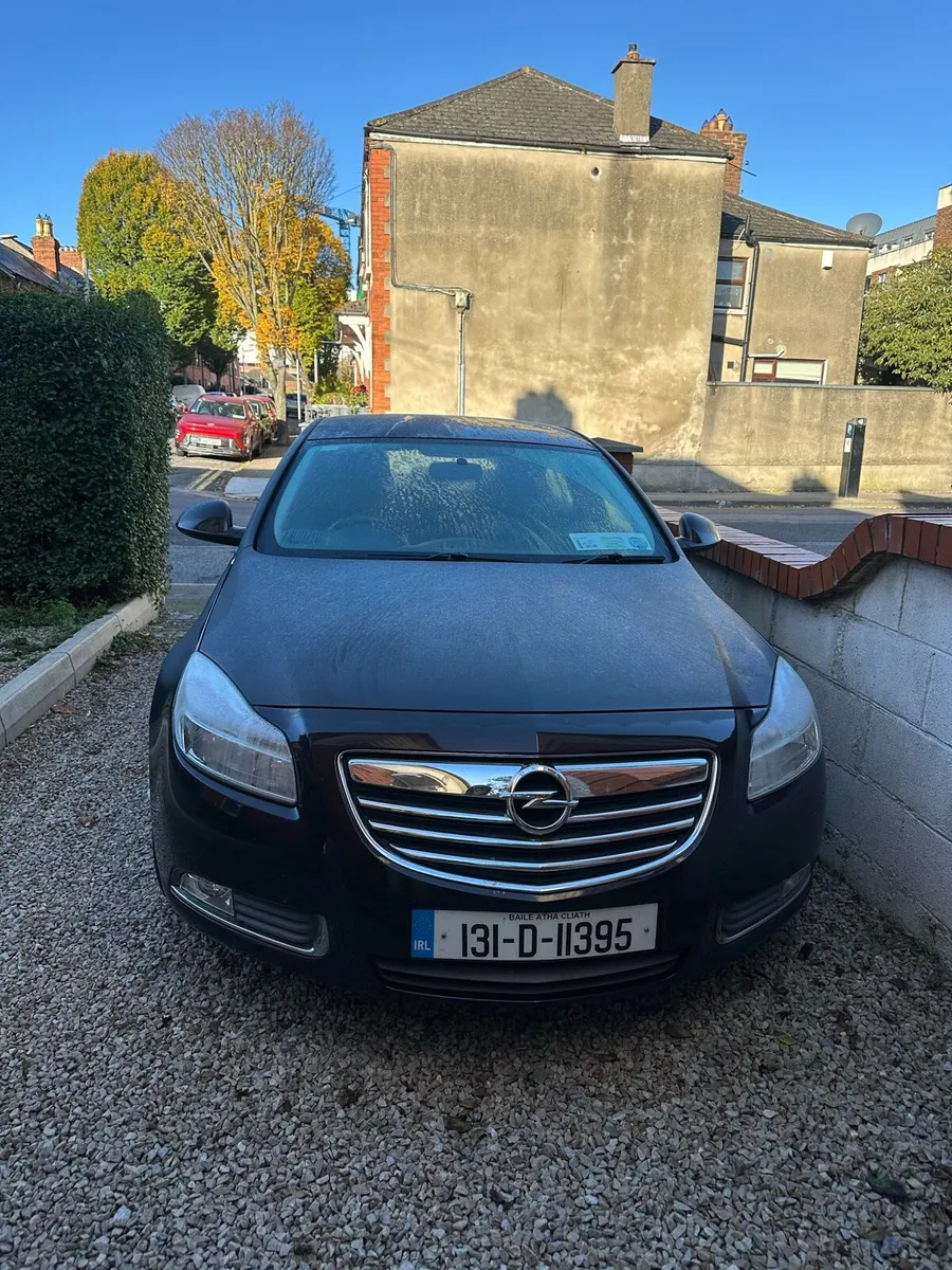 Opel Insignia - Image 1
