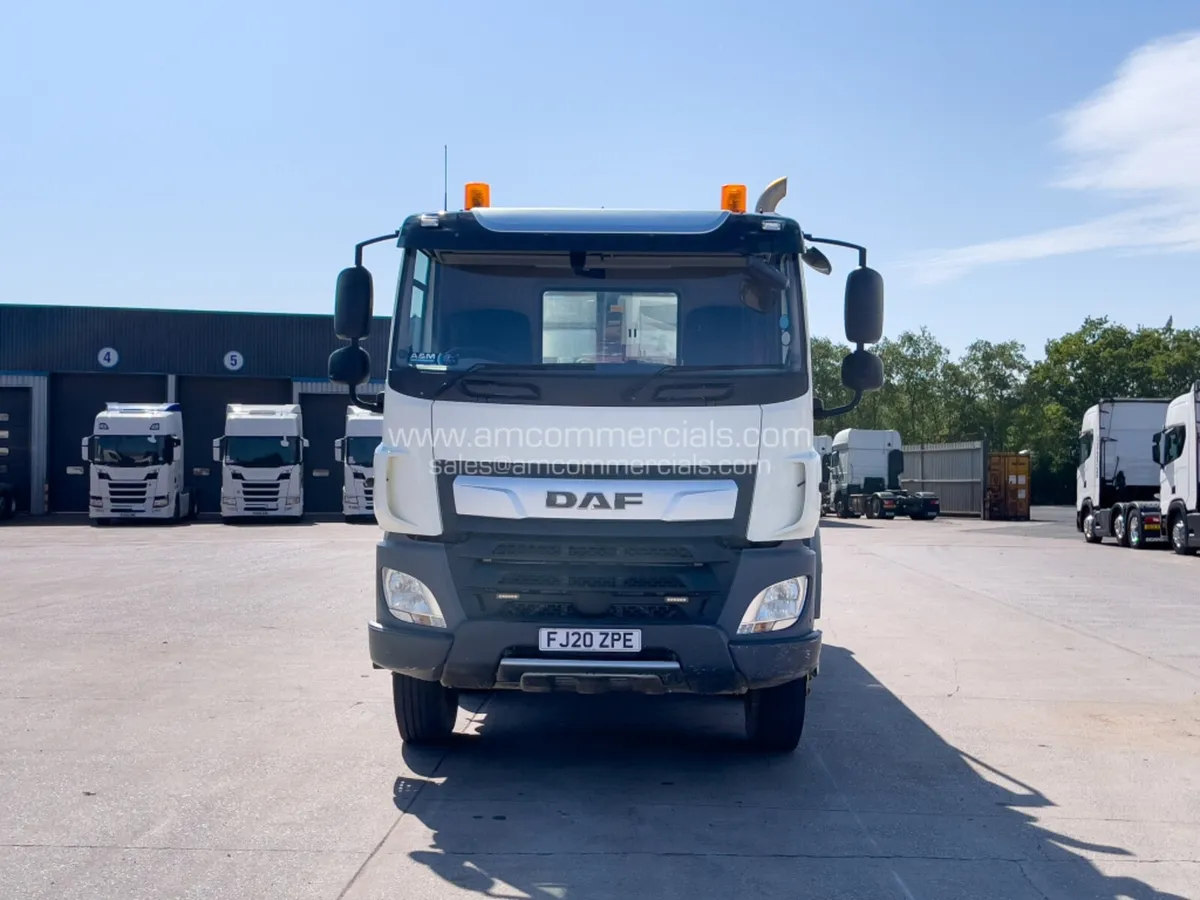 2020 (20) DAF CF 450 TIPPER 32 TONNE 8X4 - Image 2