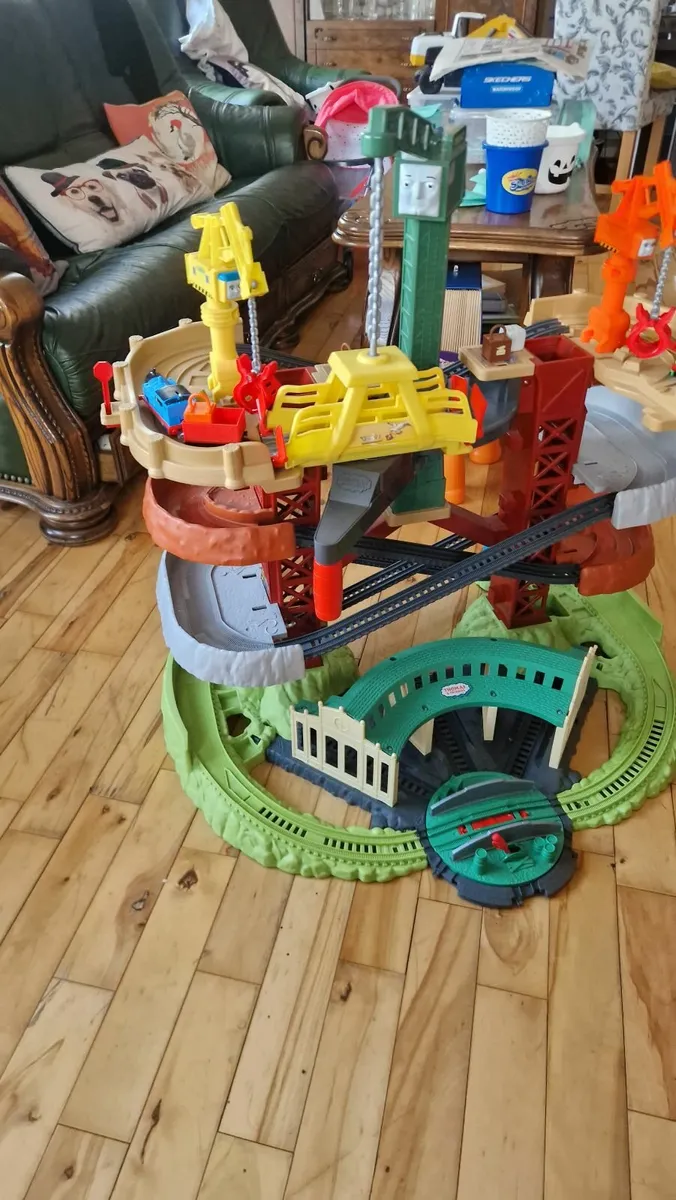 Toy - Image 3