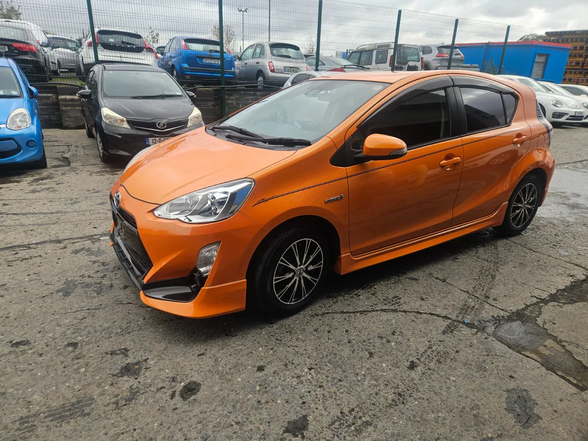 2016 Toyota Aqua Hybrid Sports Auto - Image 3