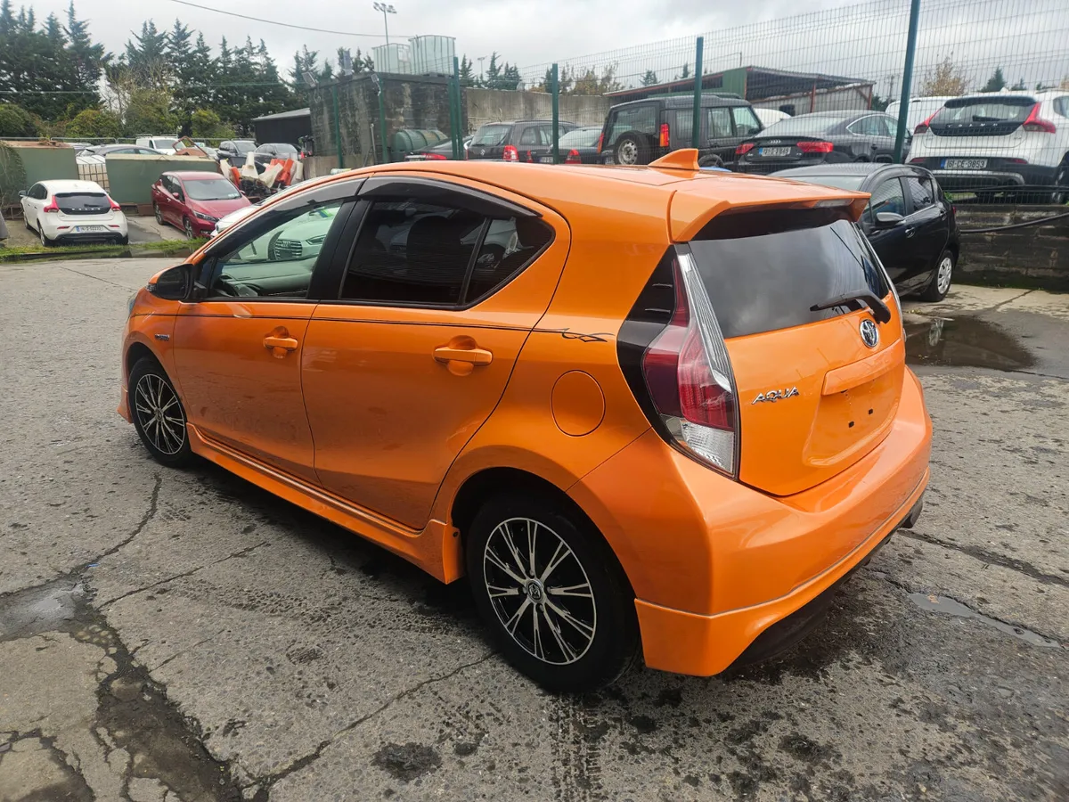 2016 Toyota Aqua Hybrid Sports Auto - Image 4