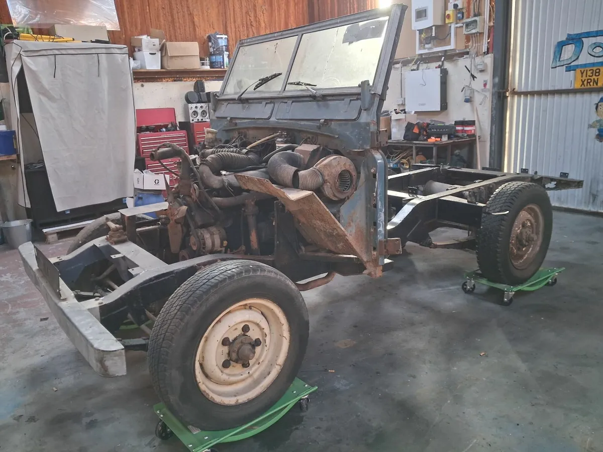 Land Rover Series 3 - Image 2