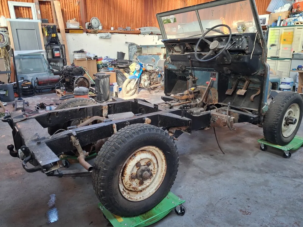 Land Rover Series 3 - Image 3