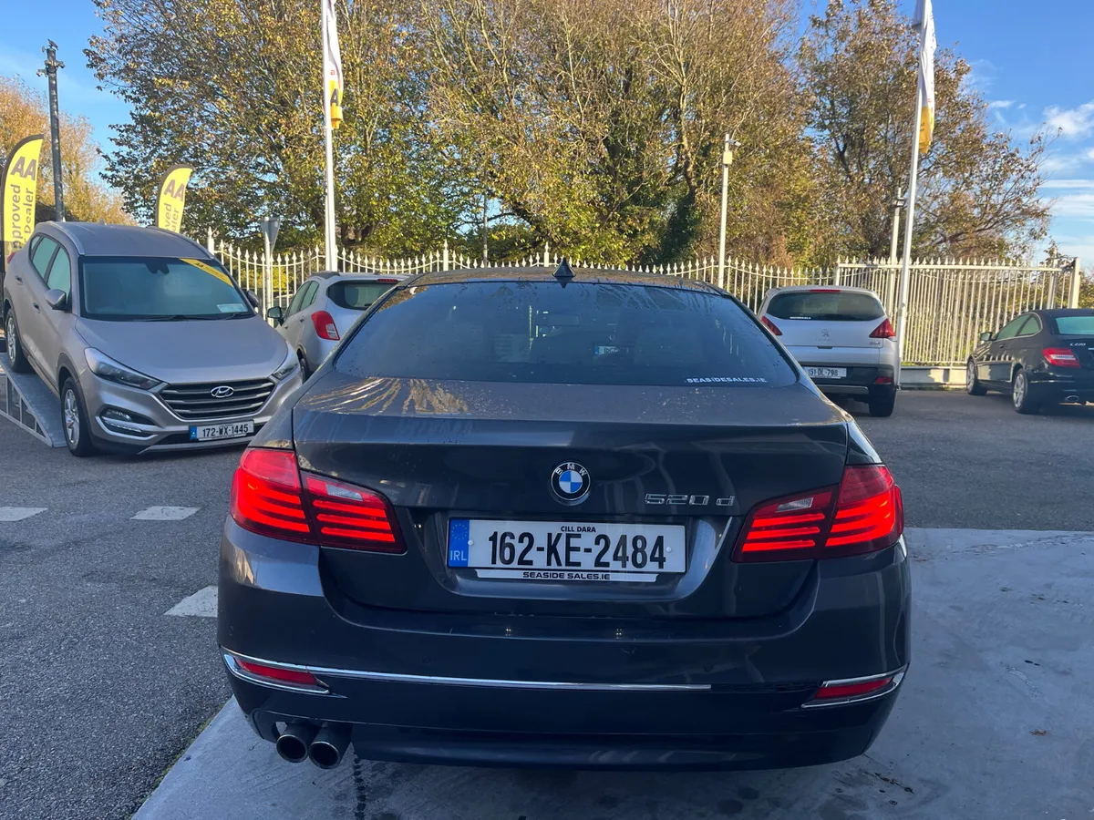 162 BMW 520D Auto saloon - Image 3