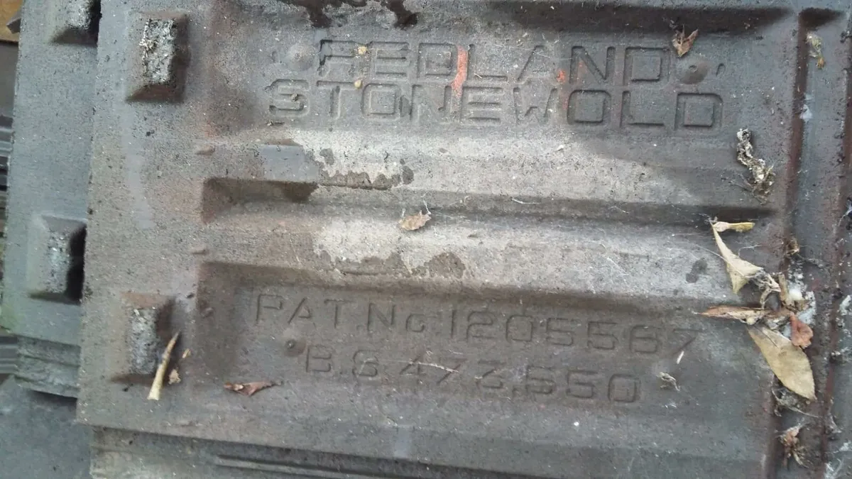 Bangor slates chimney pot ridge roof tile granite - Image 2