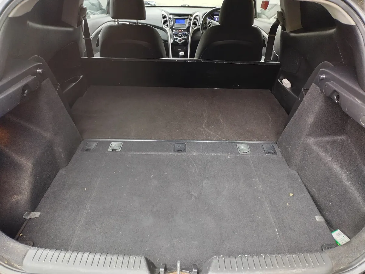 Hyundai i30 2015 - Image 2