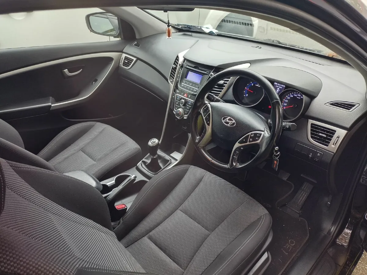 Hyundai i30 2015 - Image 4