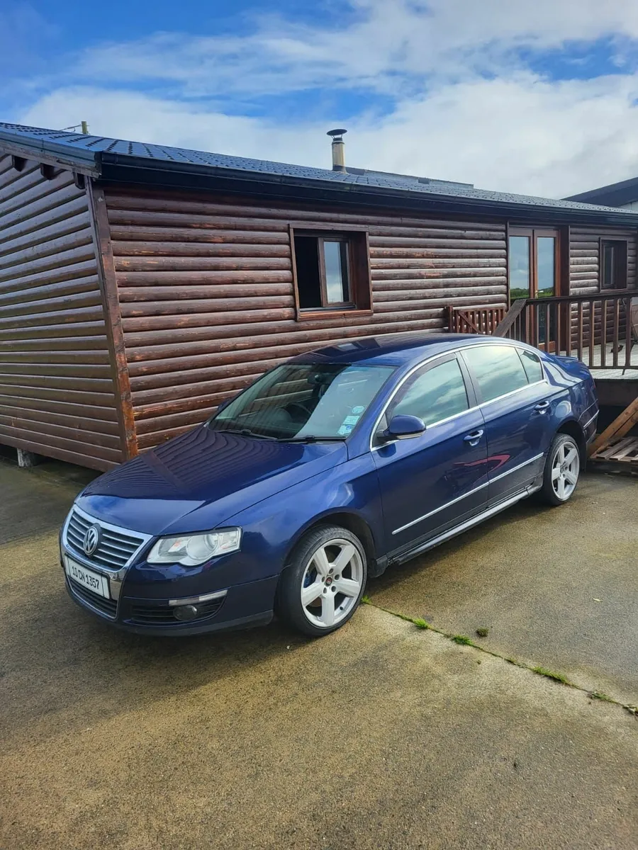 Volkswagen Passat 2010 - Image 4