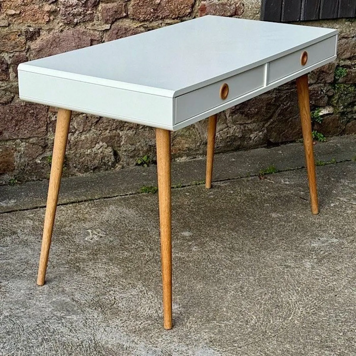 Modern white desk / console - Image 3