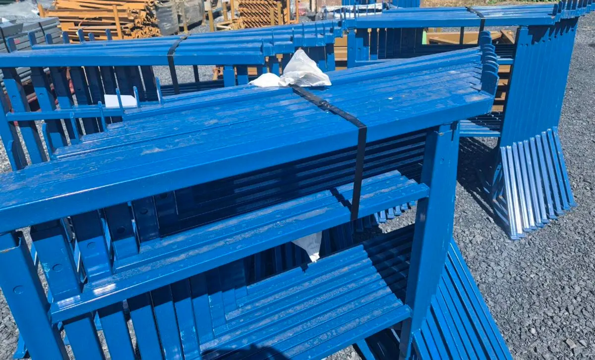 Builders Trestles - Image 3