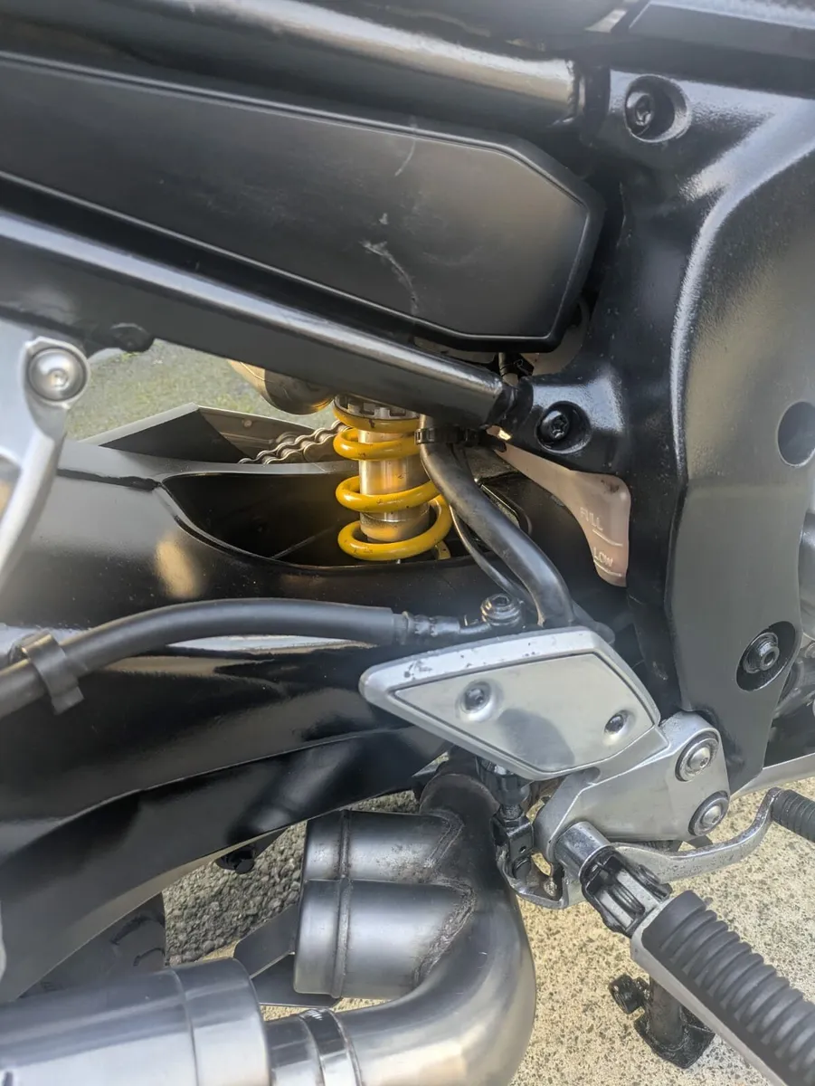 2007 Yamaha fz1 . - Image 3