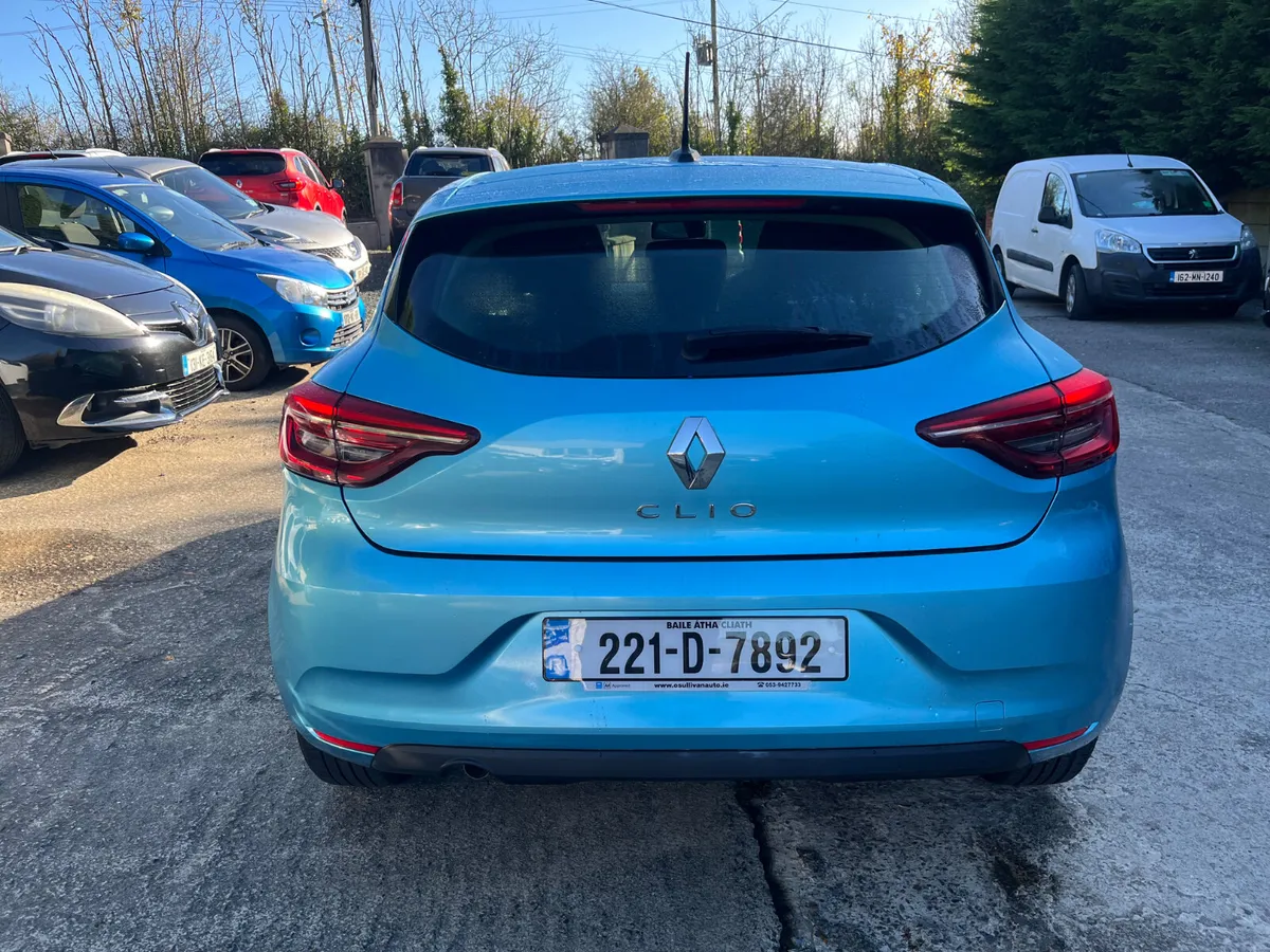 Renault Clio 2022 - Image 3