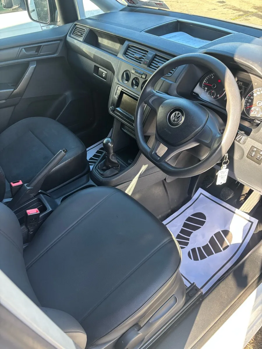 192 VW Caddy Maxi 2.0tdi - Image 3