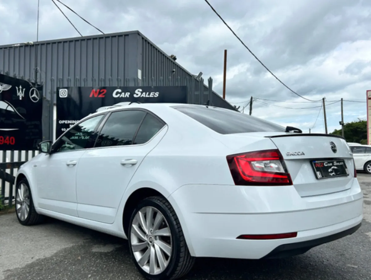 171 Skoda Octavia L&K 2.0d AUTO,LOW MILES, NEW NCT - Image 4