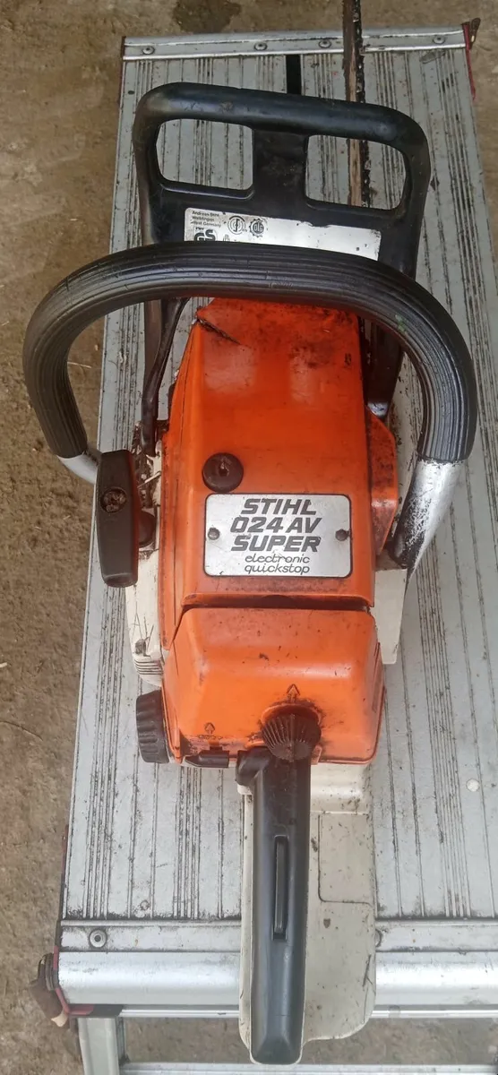 Stihl 024 chainsaws - Image 1