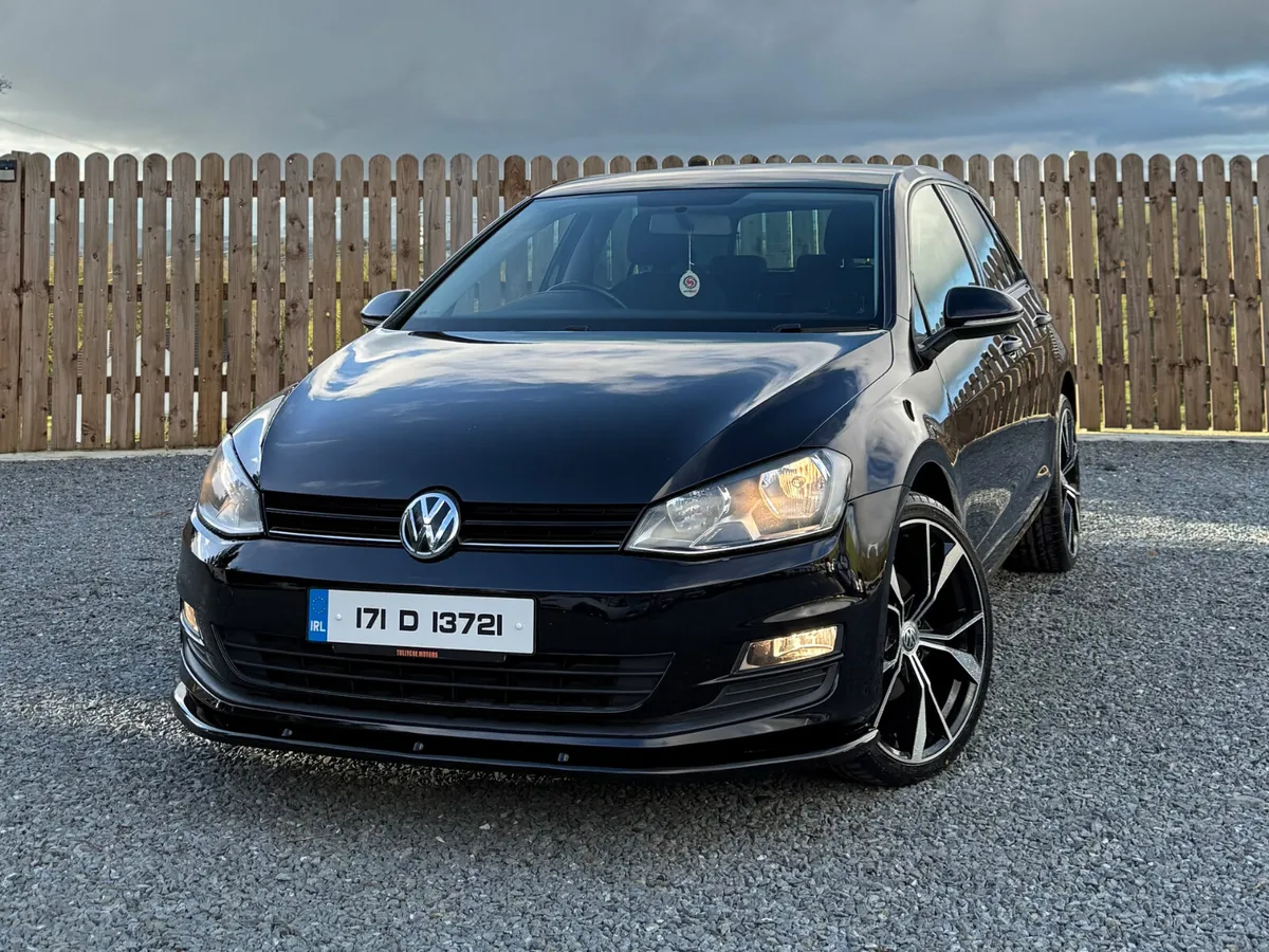 VOLKSWAGEN GOLF 2017 - Image 2