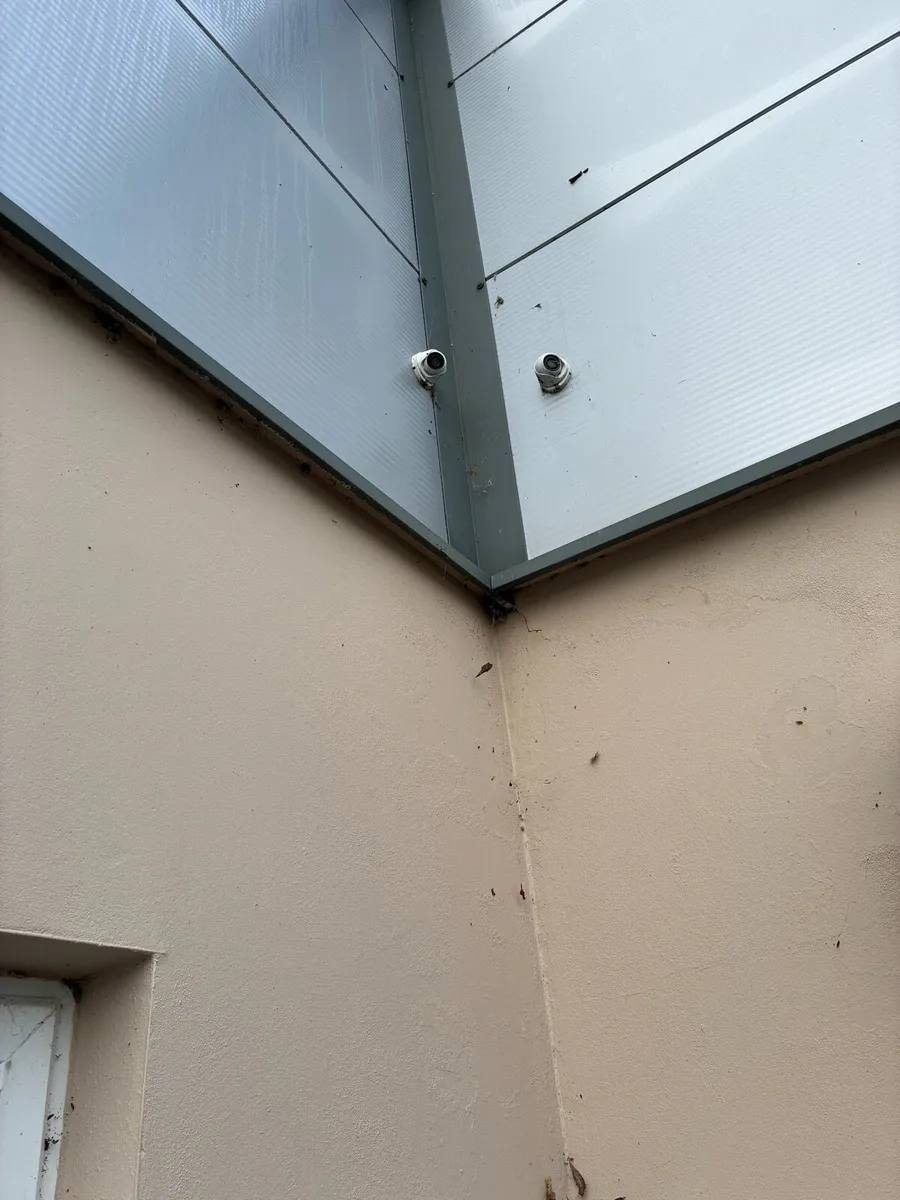CCTV system with hard drive - Image 2