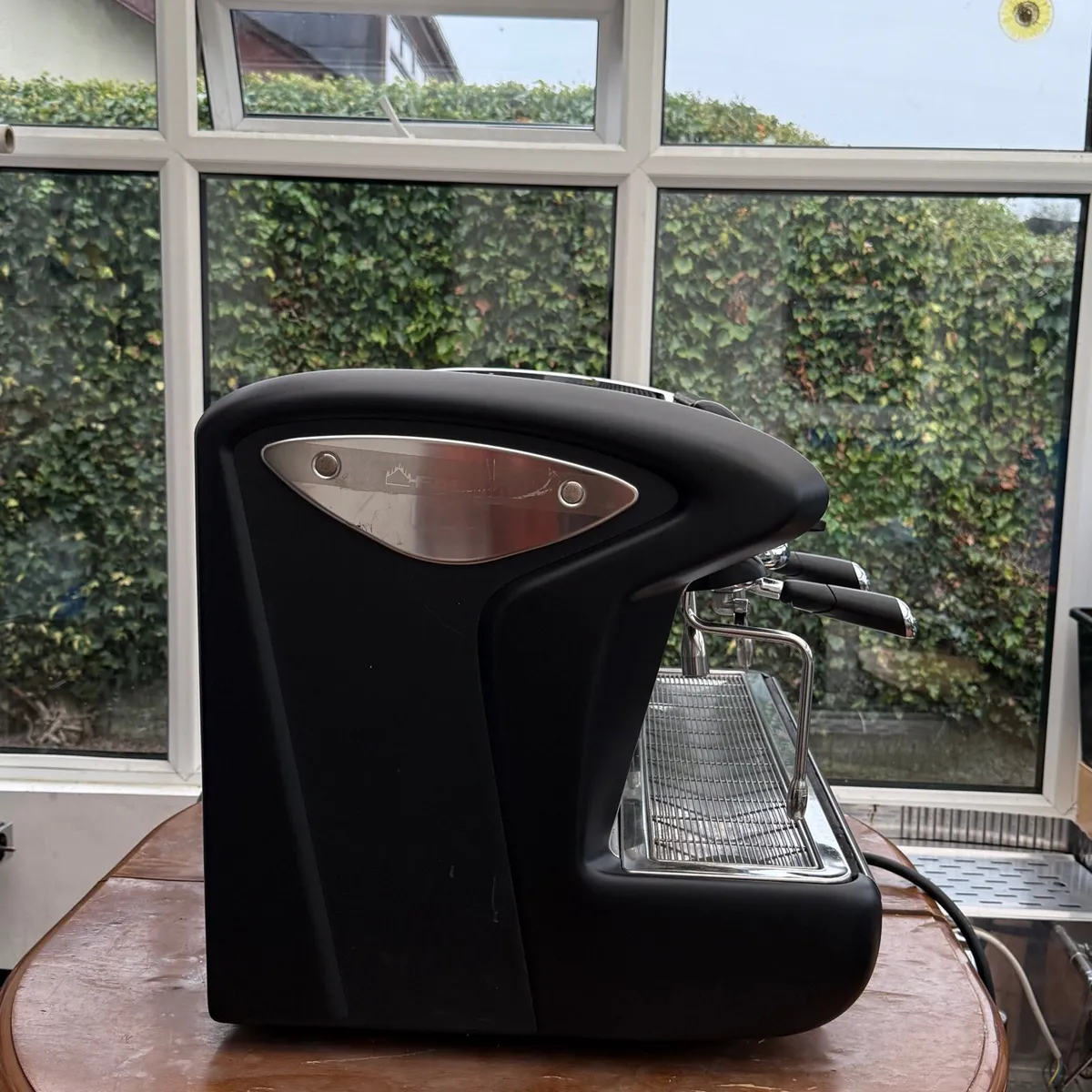 Barista setup. Coffee machine and grinder Faema - Image 3