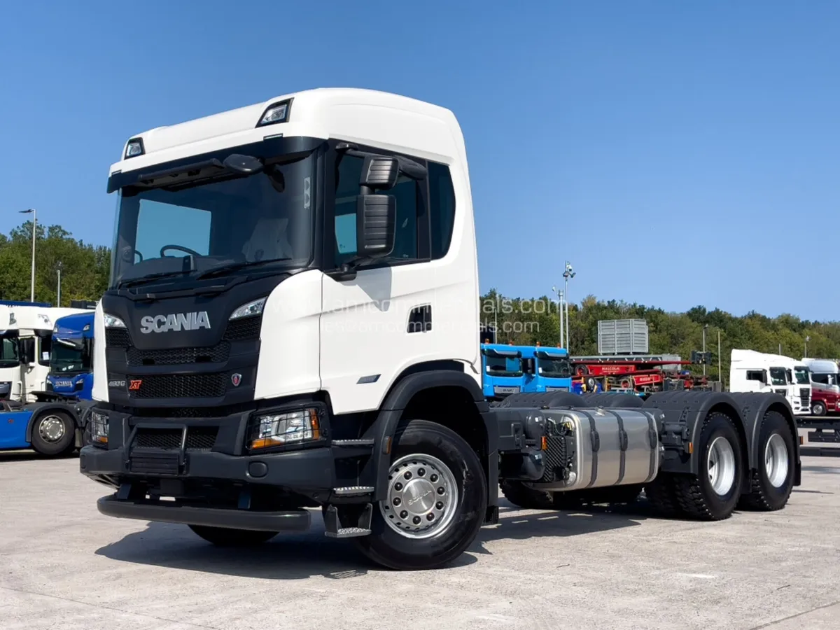 2025 SCANIA 460G SUPER XT 6X4 DOUBLE DRIVE 26T CHA - Image 1