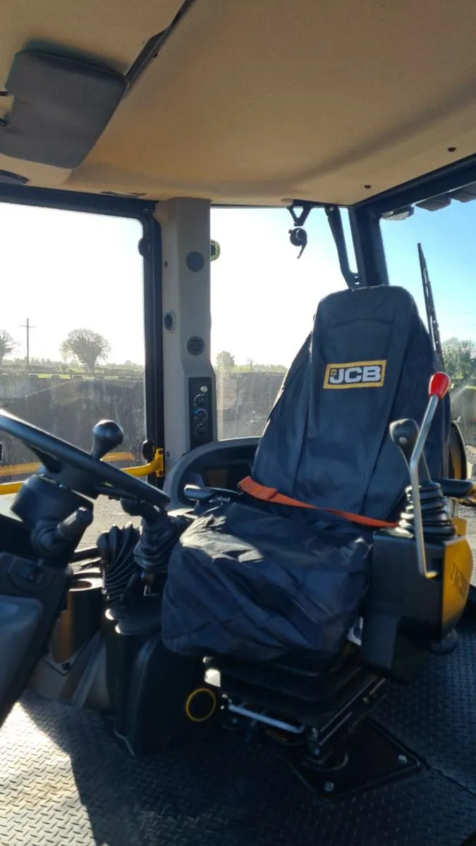Jcb 3cx  221 - Image 2