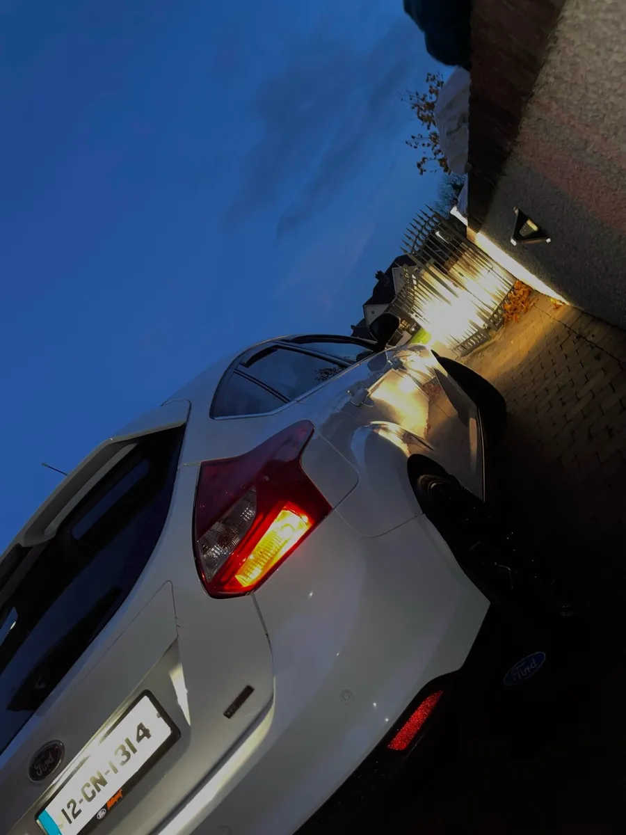 Ford focus - Image 2