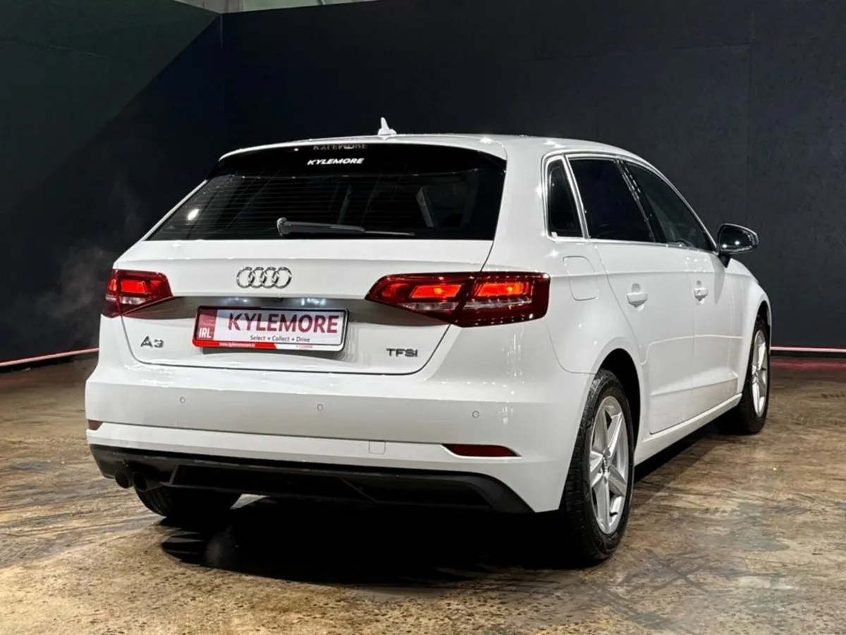 Audi A3 AUTOMATIC 1.4L TFSI - REVERSE CAMERA - CRU - Image 4