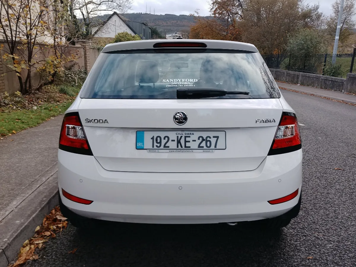Skoda Fabia Style 1.0tsi 110HP DSG 4DR AUT - Image 4