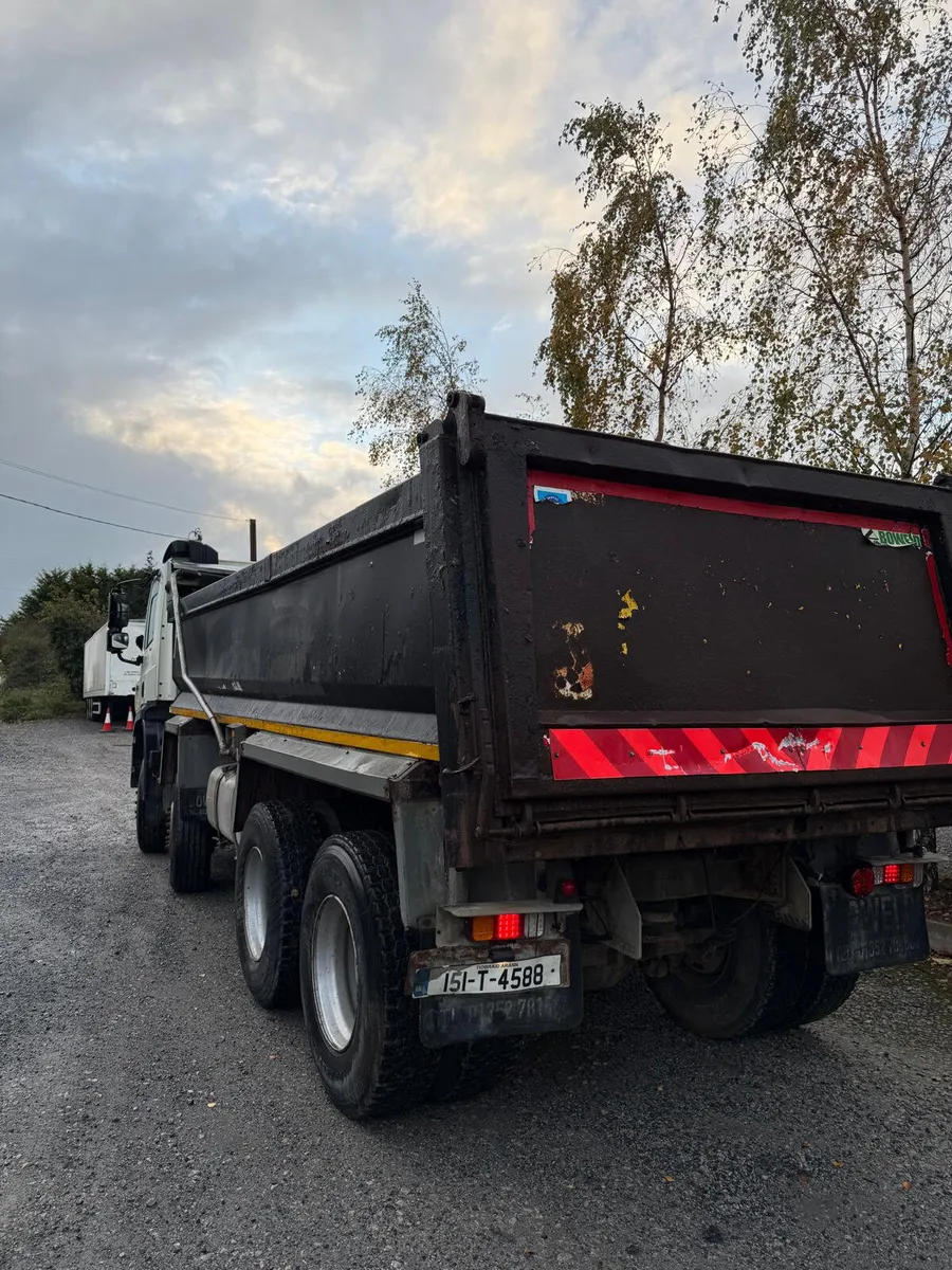2015 DAF CF TIPPER - Image 3