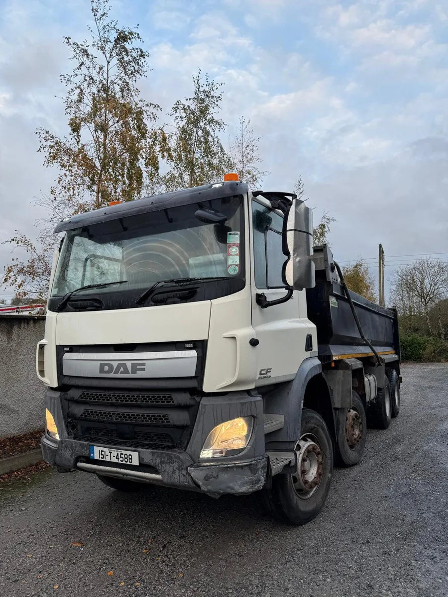2015 DAF CF TIPPER - Image 2