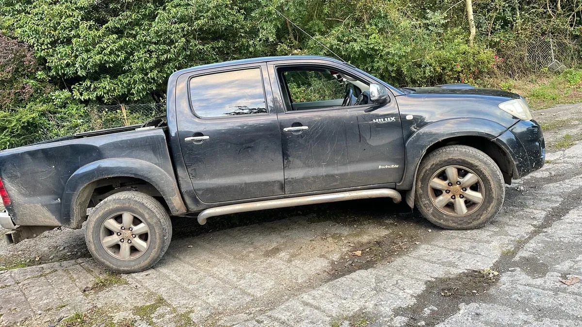 2011 Hilux