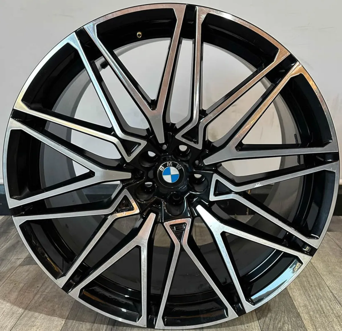 21"/22" Genuine  BMW X5m X6m F95 F96 818M Alloys - Image 4