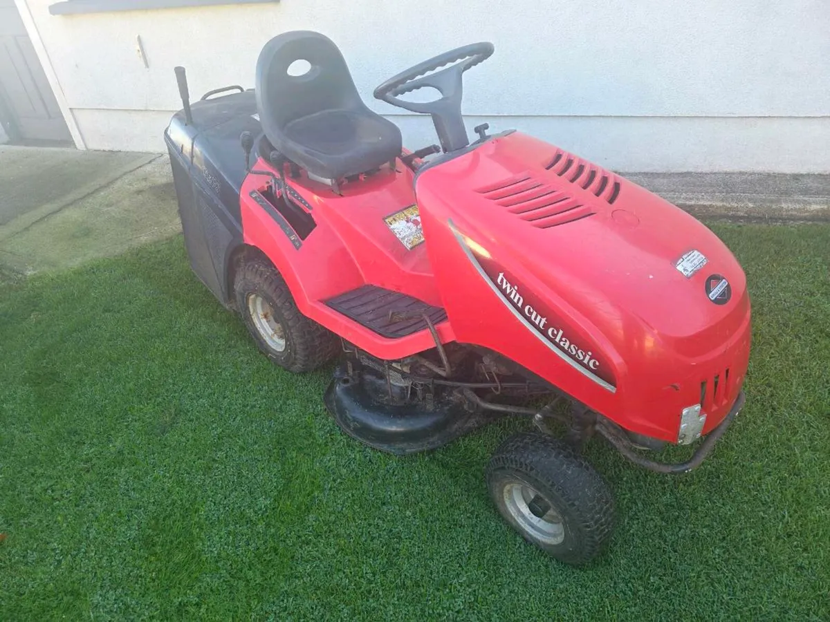 Castle Gardens lawnmower for sale - Image 2