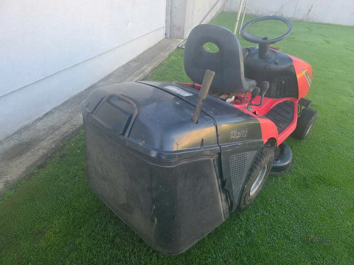 Castle Gardens lawnmower for sale - Image 3