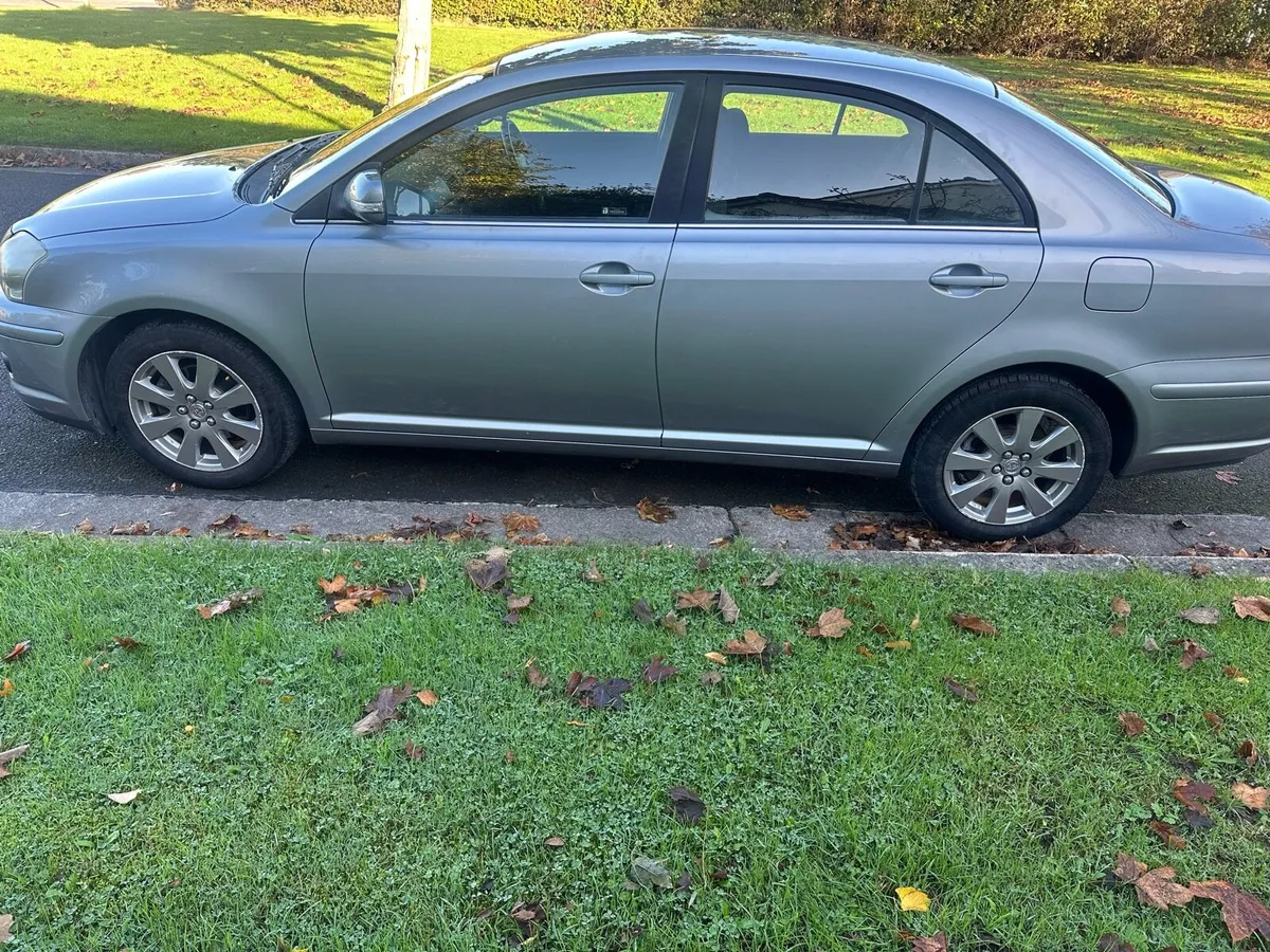 Toyota Avensis - Image 2