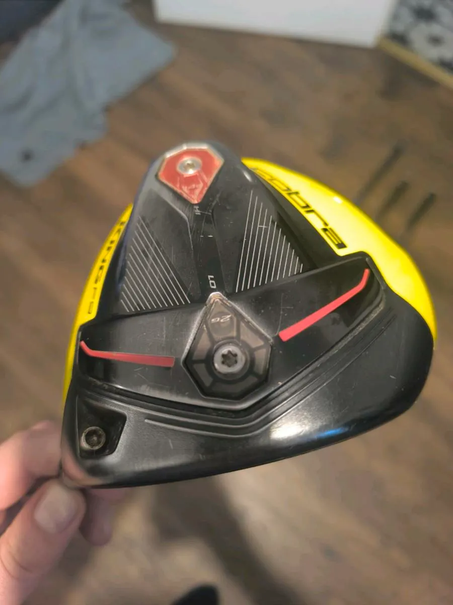 Cobra f9 driver/3wood& mizuno jpx3/4 hybrids - Image 1