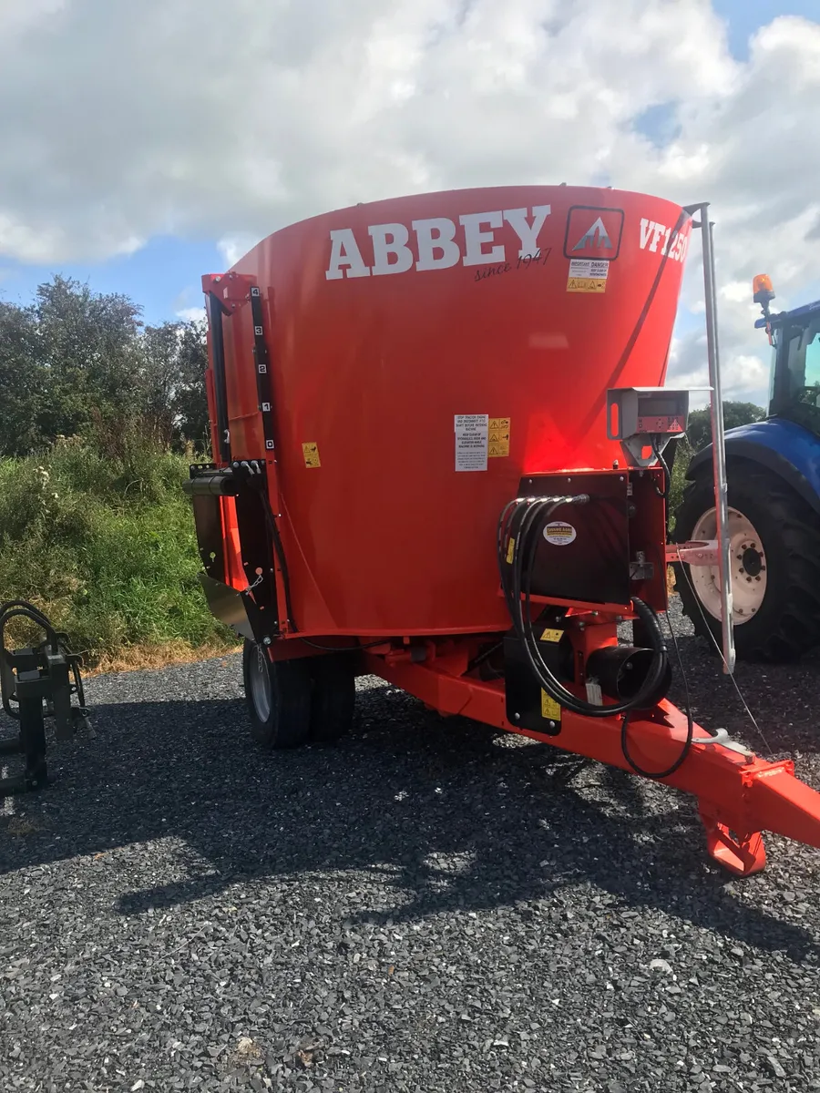 Abbey 1500 Diet Feeder - Image 1