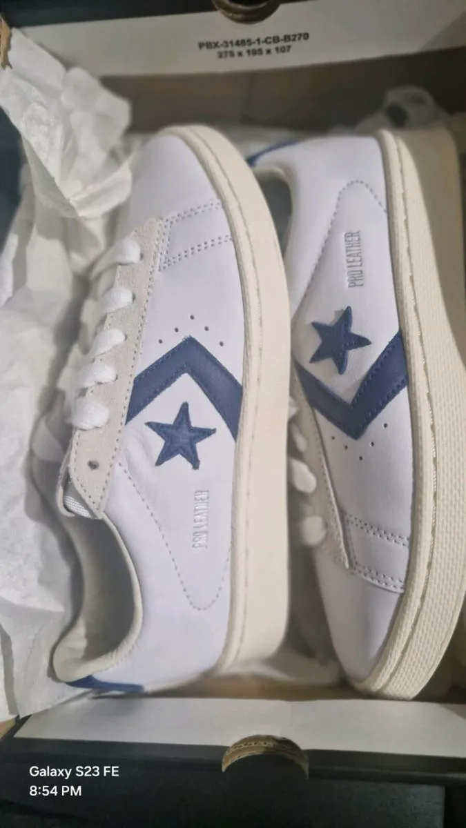 Pro Leather Unisex Low-Top converse Shoe - Image 1
