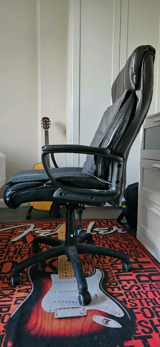 Office chair FREE - Image 4
