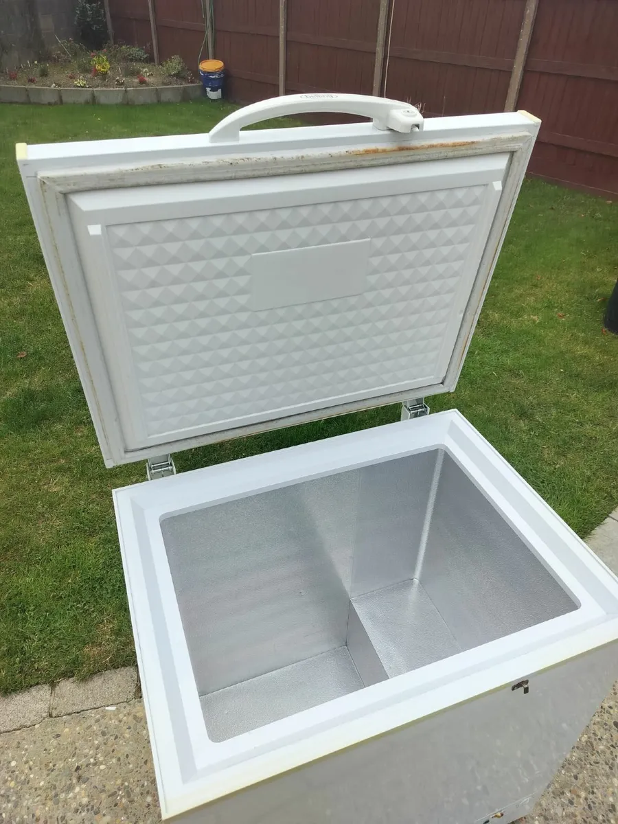 Chest Freezer - Image 2