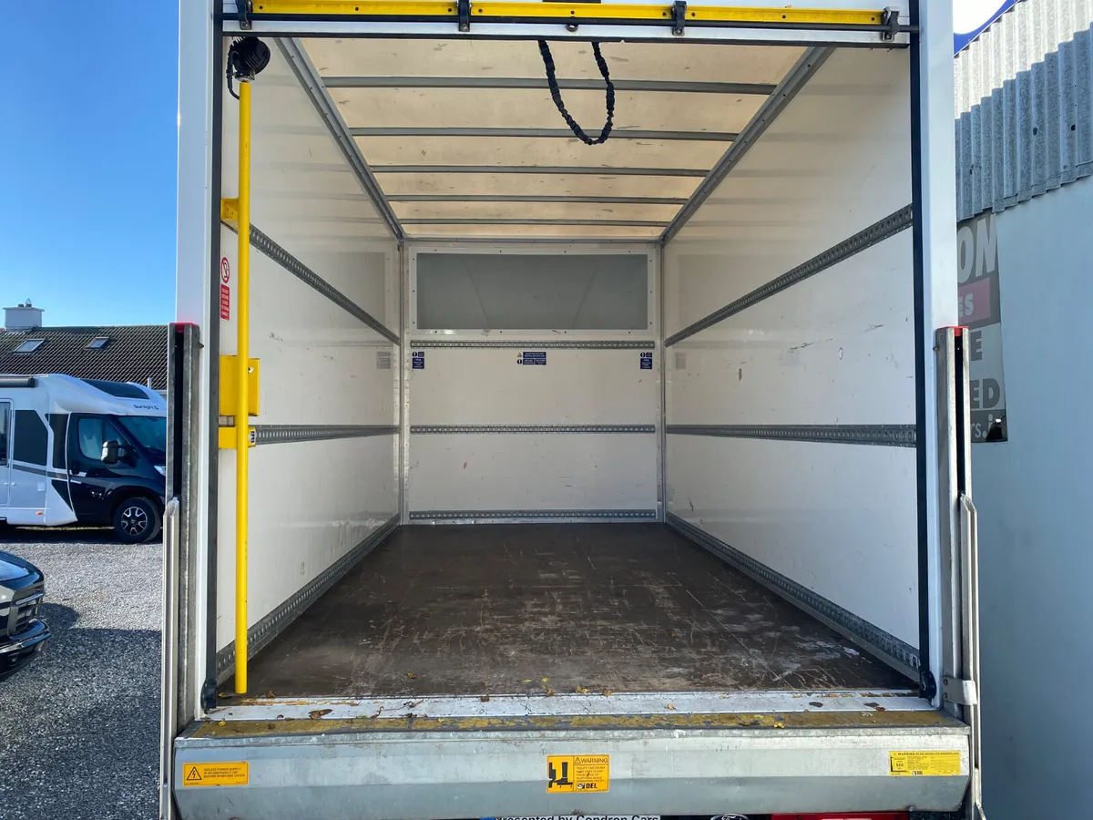 2022 FORD TRANSIT 2.0 TDCI LUTON BOX & TAIL LIFT - Image 2